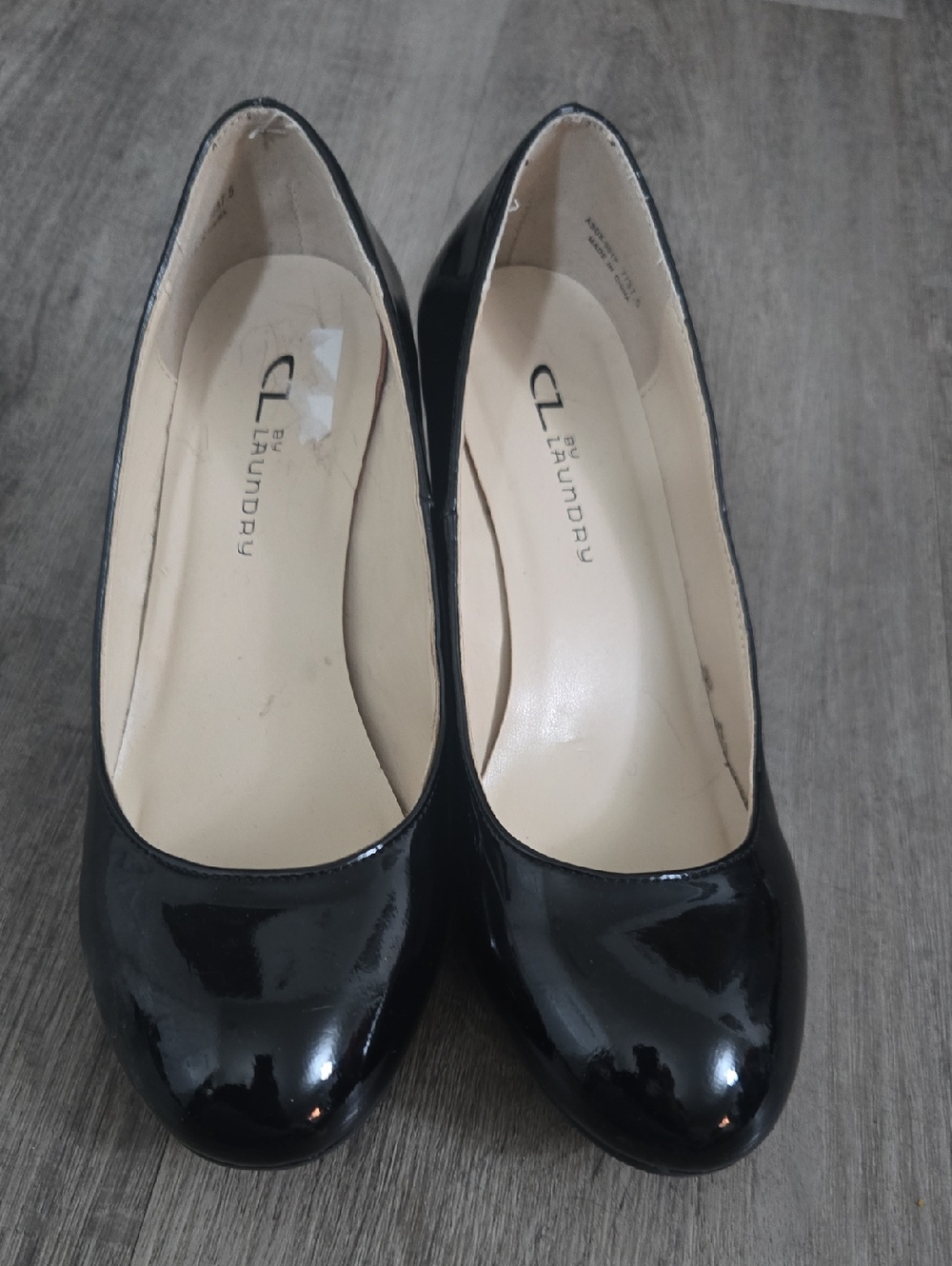 CL by Laundry Black Patent Round-Toe Dress Pumps